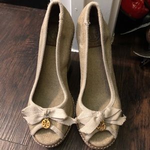Tory Burch canvas and rope wedges size 7.5